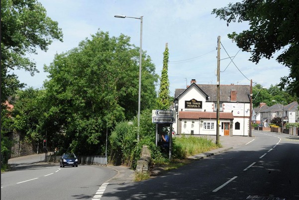 Three Mughals Indian Restaurant & Takeaway Rogerstone